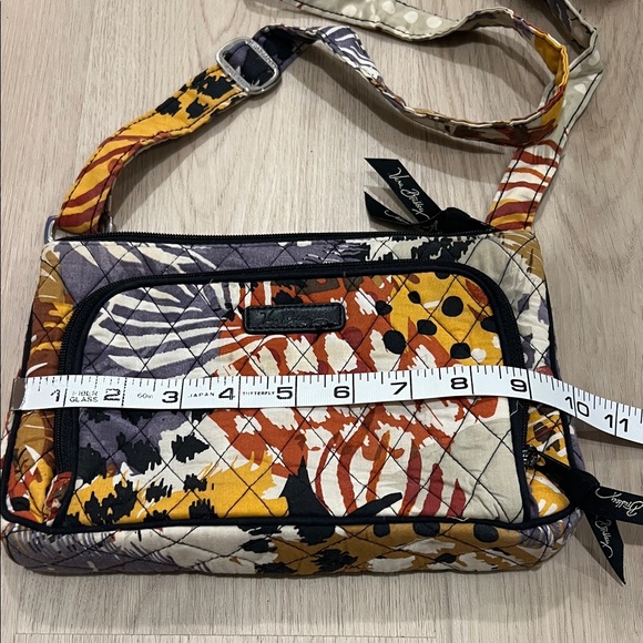 Vera Bradley Colorful Patterned Women's Bag - Picture 2 of 5